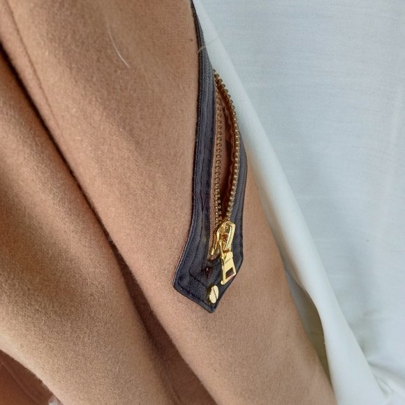 Via Spiga Women's Brown Trench Coat with Faux Fur Collar Sz 10 - Picture 8 of 11